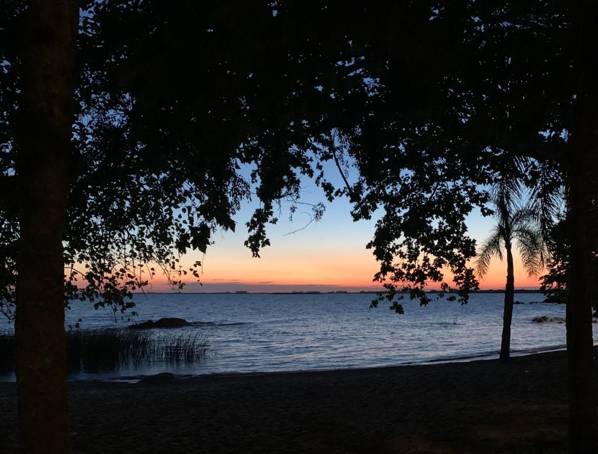Apartamento Beira Da Praia Das Ondinas เซาโลว์เรนโซ ดู ซูล ภายนอก รูปภาพ